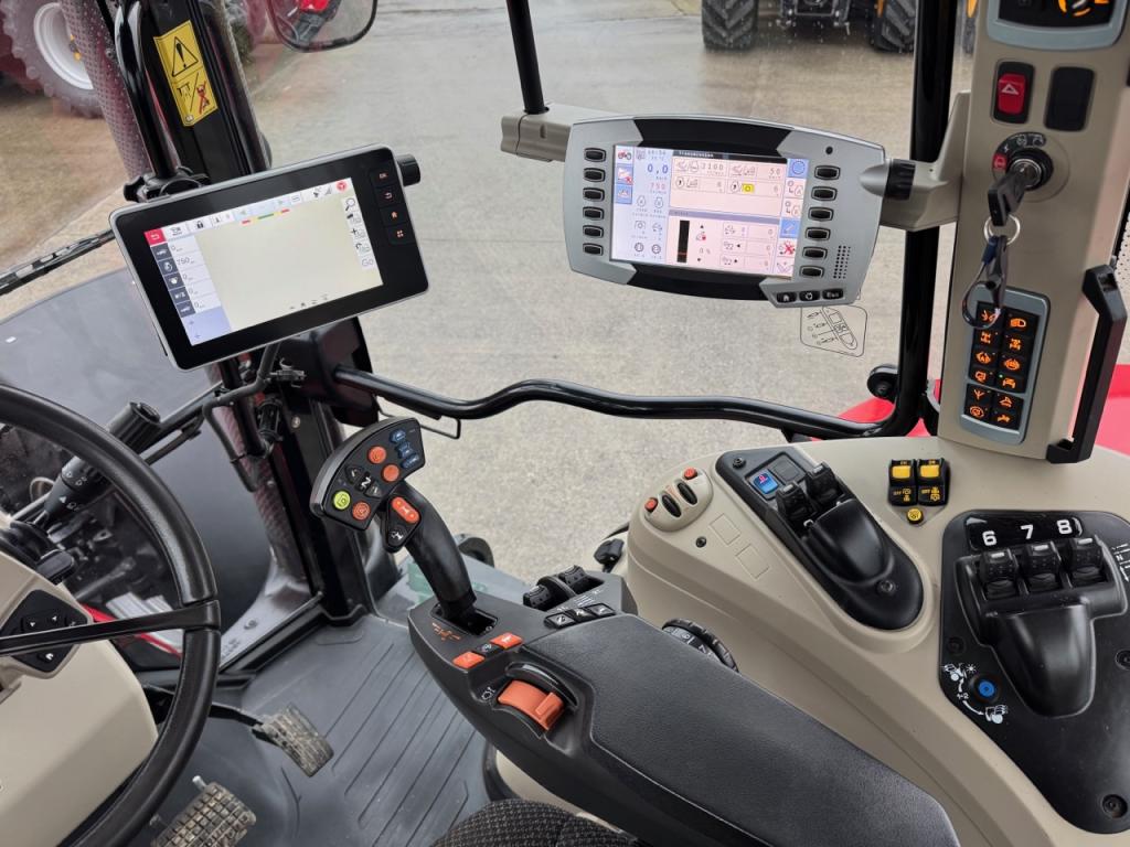 Massey Ferguson 7726S Next