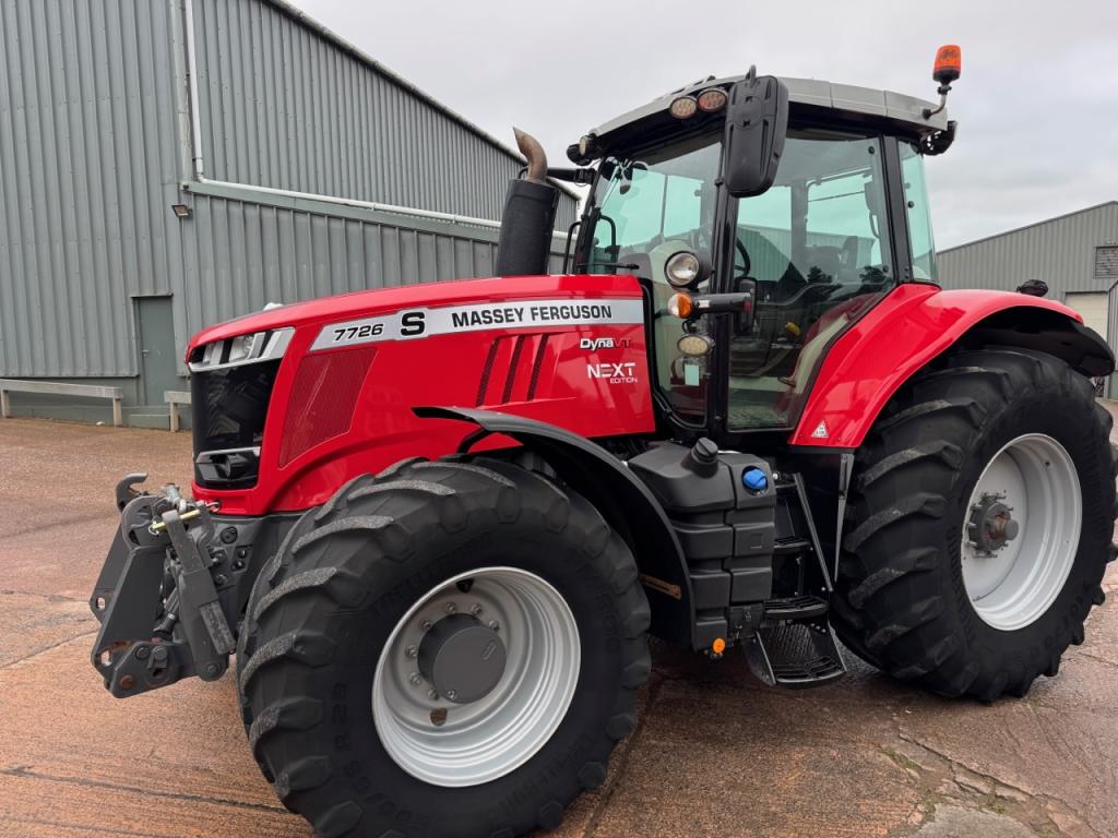 Massey Ferguson 7726S Next