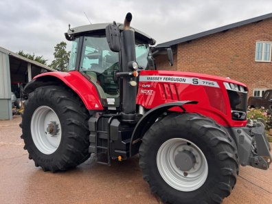Massey Ferguson 7726S Next