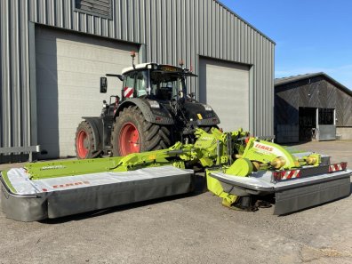 Claas Disco 9400C + 3200FC mower conditioners
