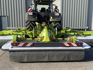 Claas Disco 9400C + 3200FC mower conditioners