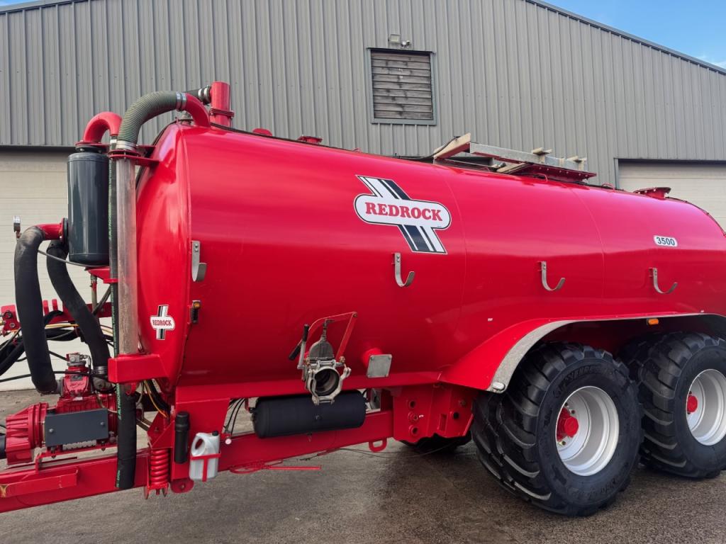 Redrock 3500 Gallon tanker