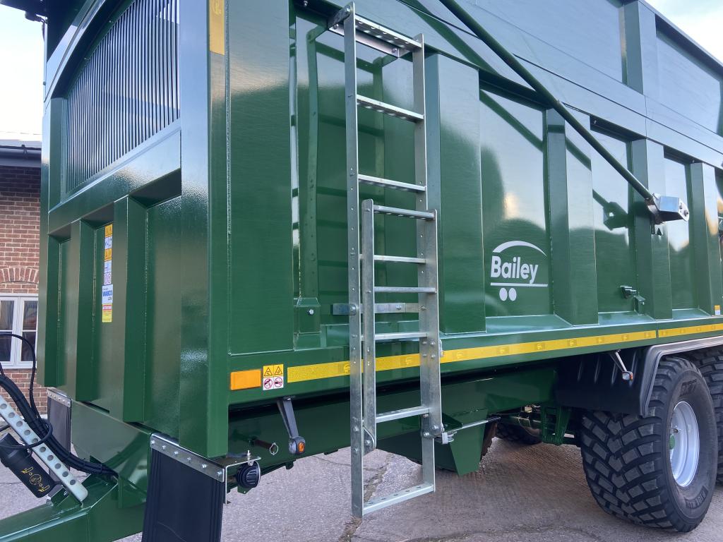 Bailey 16 ton TB silage trailer