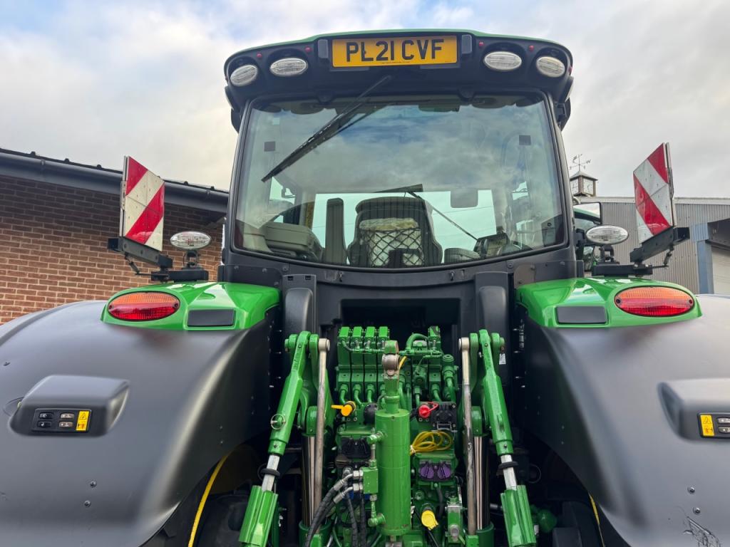 John Deere 6250R