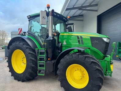 John Deere 6250R