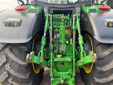 John Deere 6250R