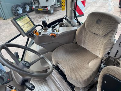 John Deere 6250R