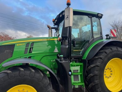 John Deere 6250R