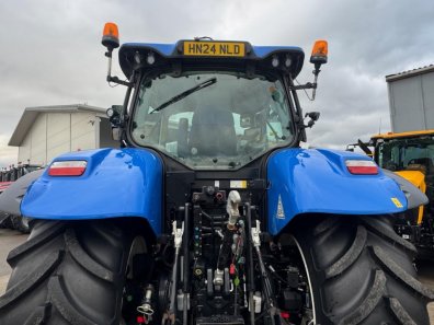 New Holland T7.225