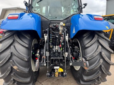 New Holland T7.225