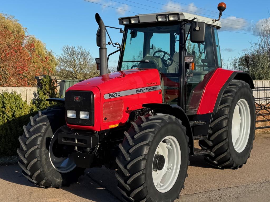 Massey Ferguson 6270