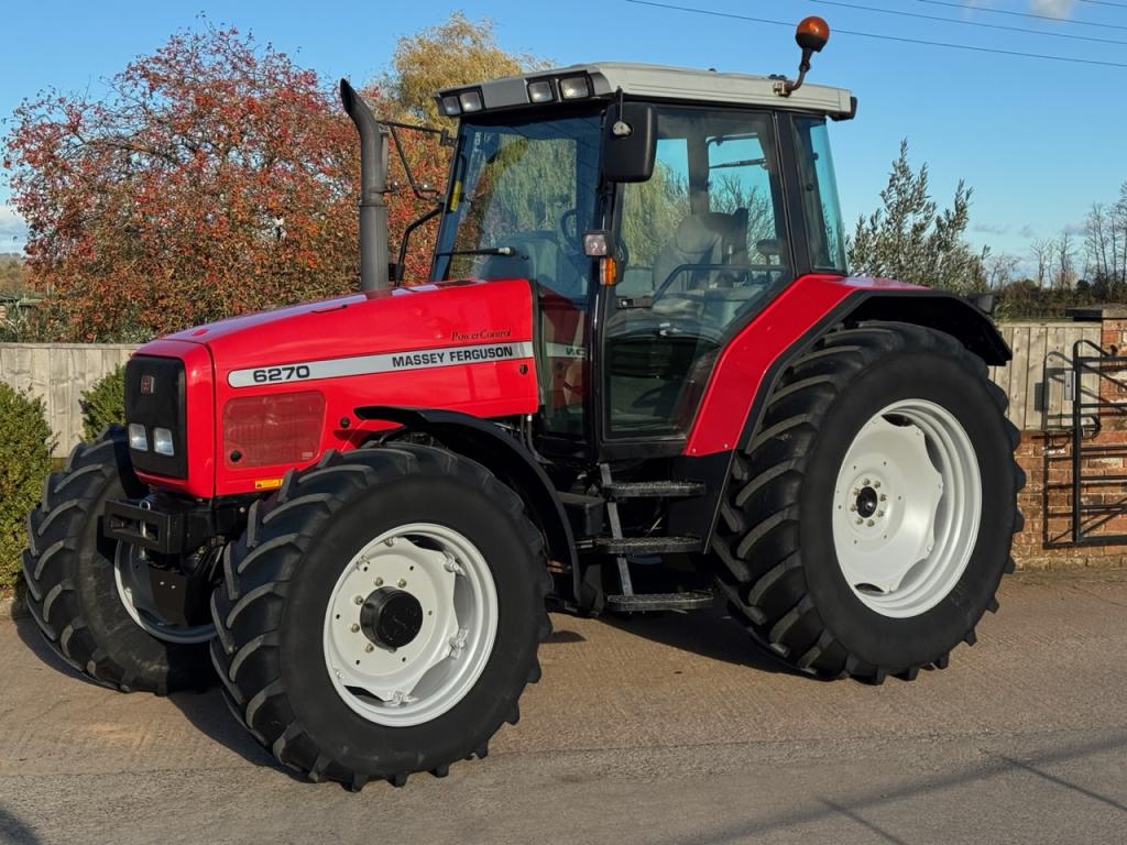 Massey Ferguson 6270