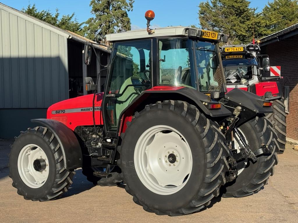 Massey Ferguson 6270