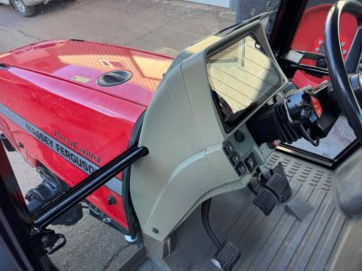 Massey Ferguson 6270
