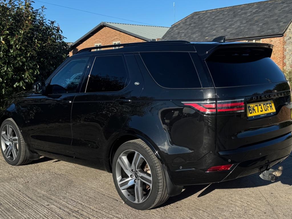 Land Rover Discovery HSE R-Dynamic Commercial D300
