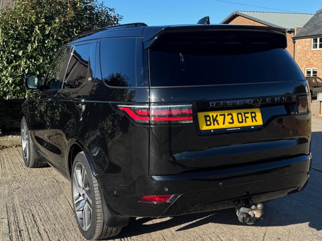 Land Rover Discovery HSE R-Dynamic Commercial D300