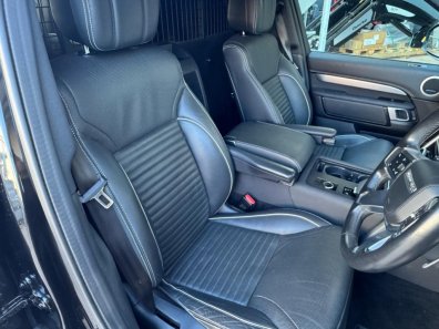 Land Rover Discovery HSE R-Dynamic Commercial D300