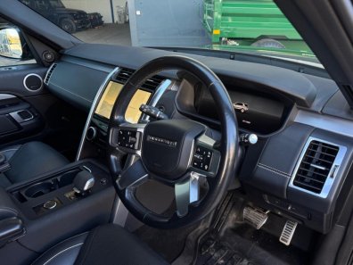 Land Rover Discovery HSE R-Dynamic Commercial D300