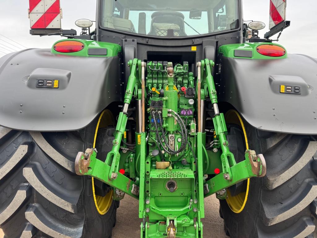 John Deere 6250R