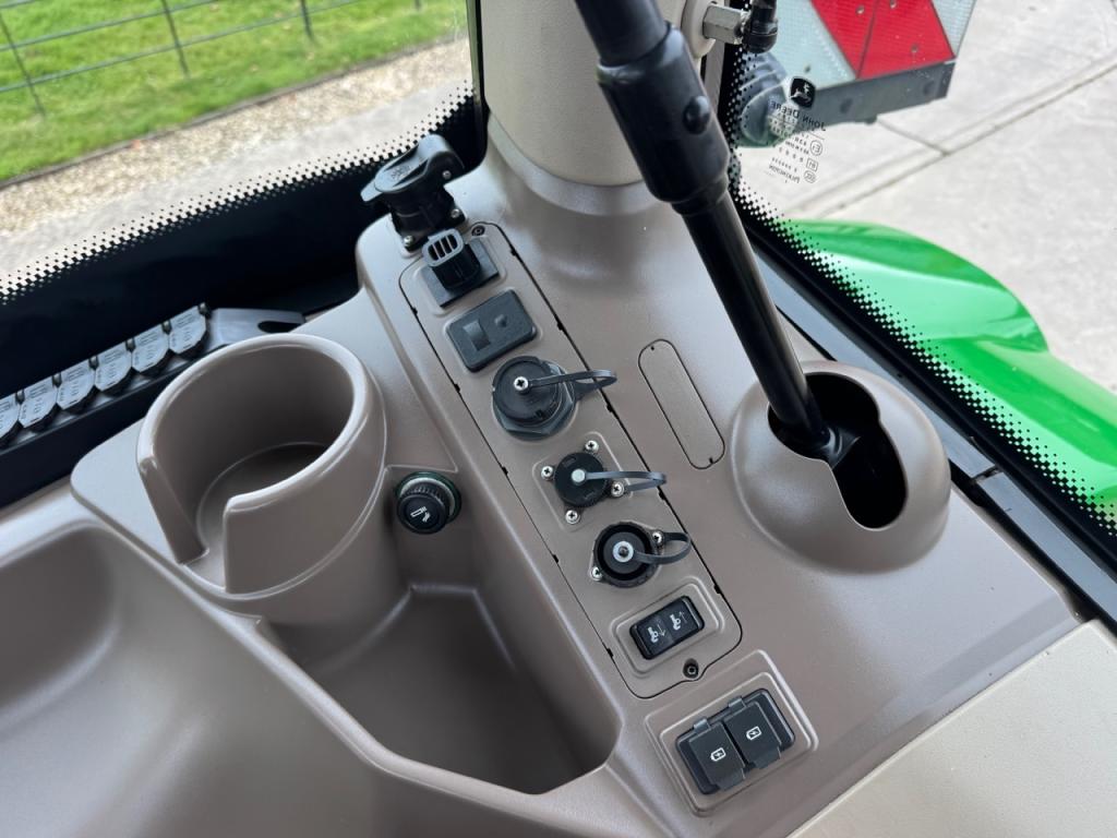 John Deere 6250R