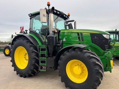 John Deere 6250R