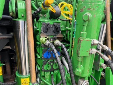 John Deere 6250R