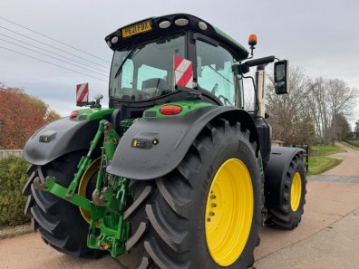 John Deere 6250R