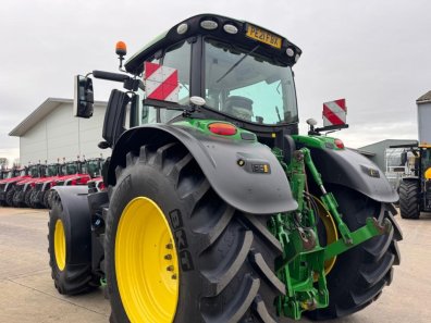 John Deere 6250R