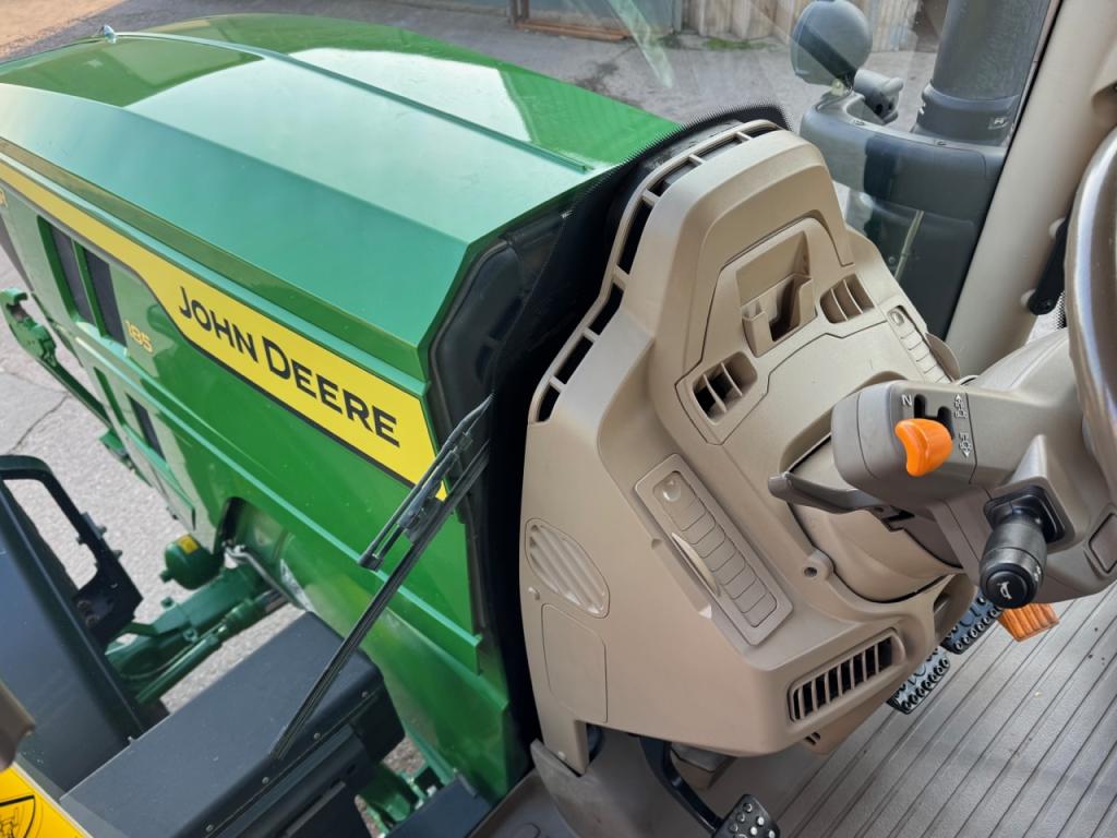 John Deere 6R 185