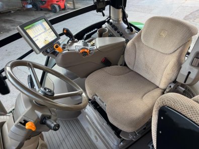 John Deere 6R 185