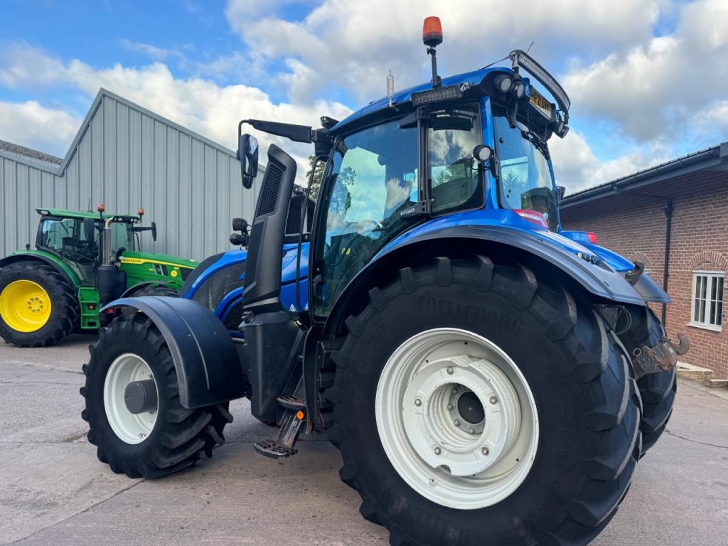 Valtra T234 Versu Unlimited