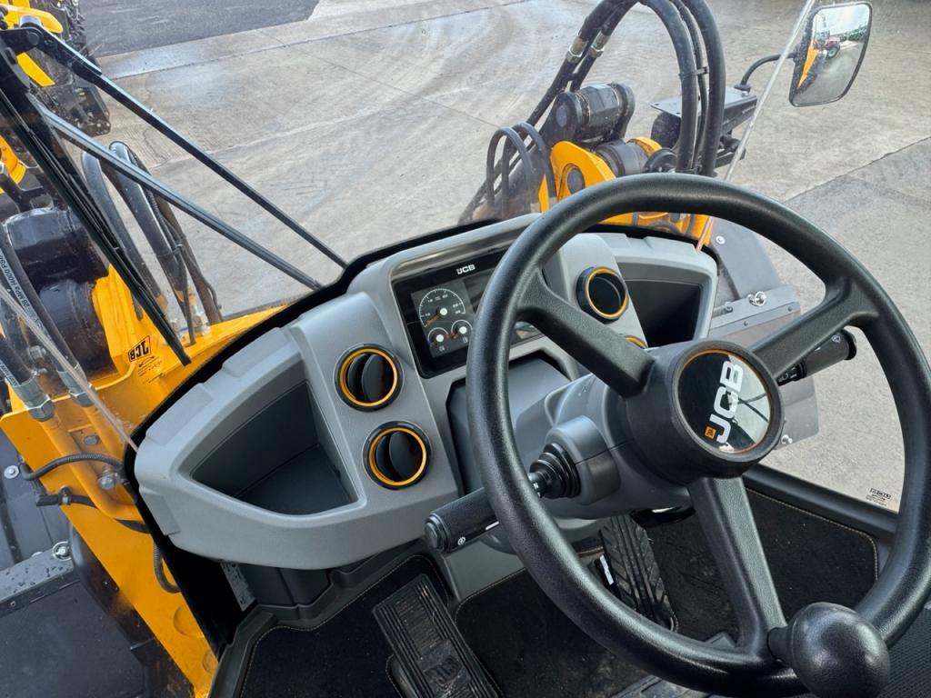JCB 419S