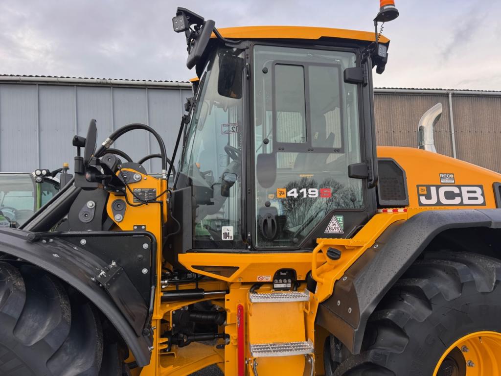 JCB 419S