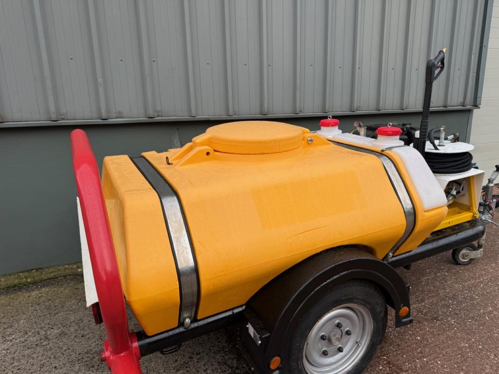 Brendon towable power washer