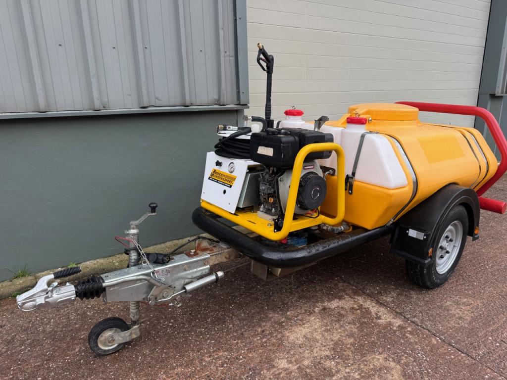 Brendon towable power washer