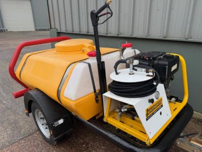 Brendon towable power washer