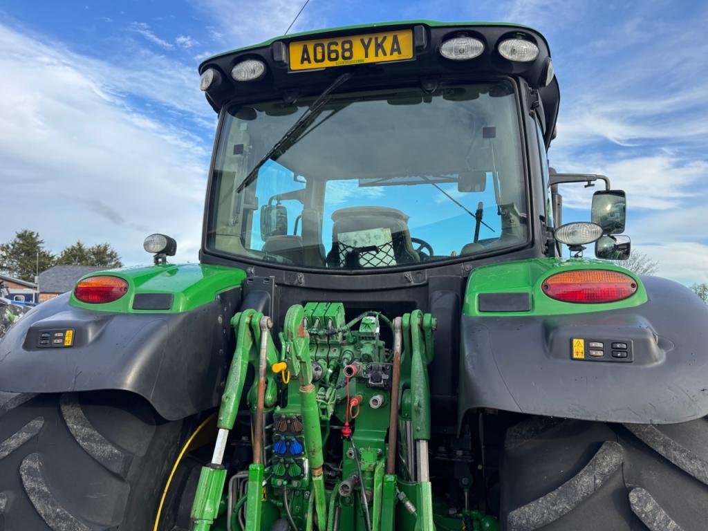 John Deere 6145R