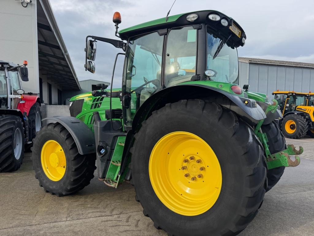 John Deere 6145R