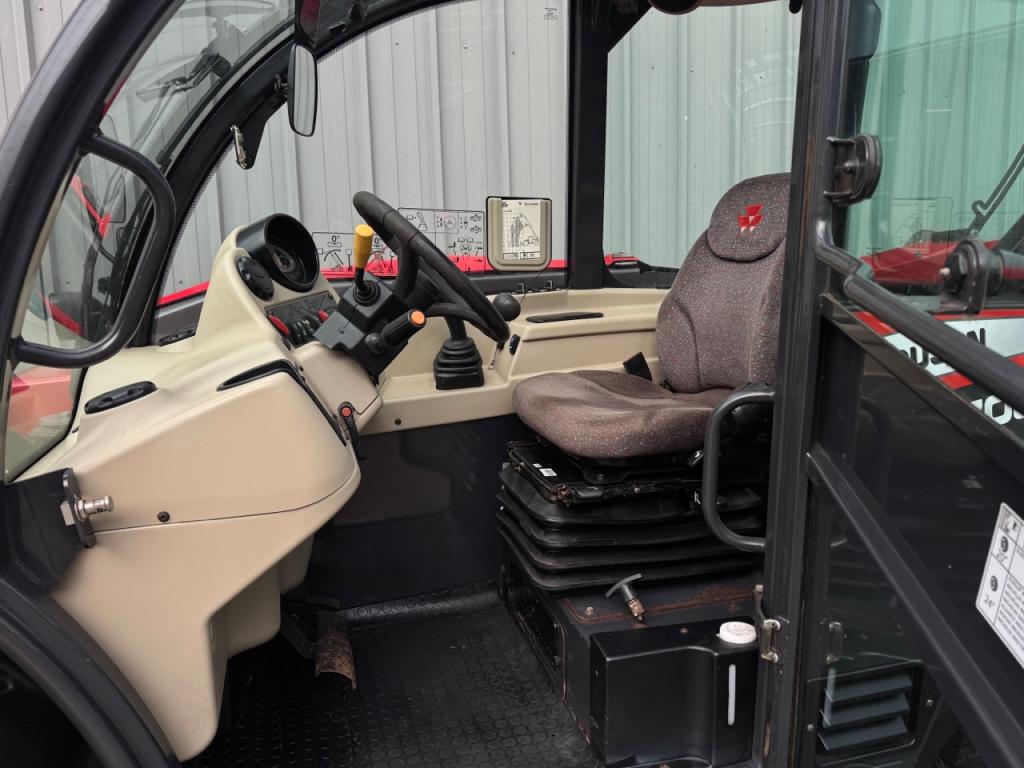 Massey Ferguson TH.7038
