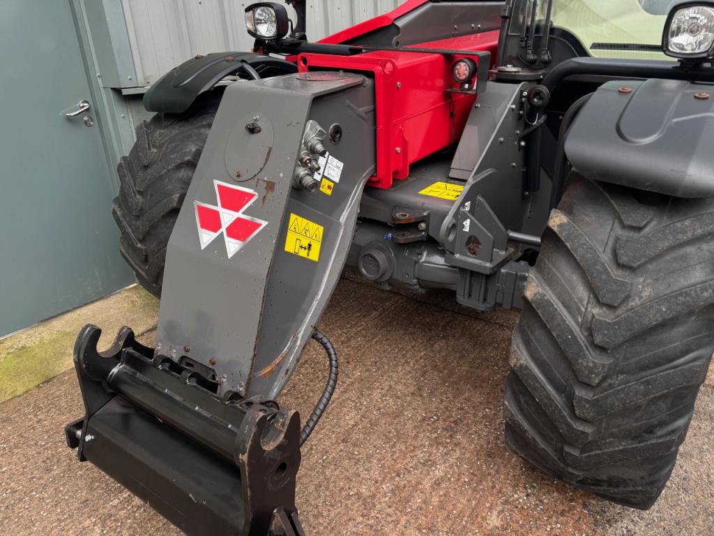 Massey Ferguson TH.7038