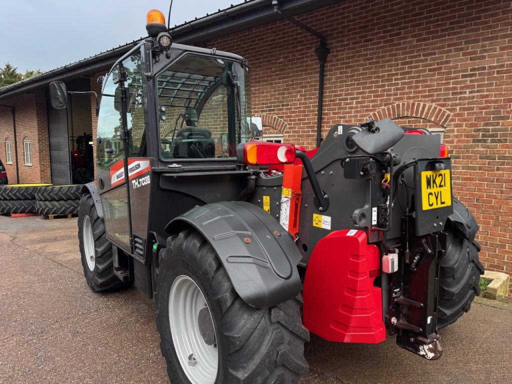 Massey Ferguson TH.7038