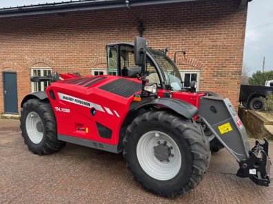 Massey Ferguson TH.7038