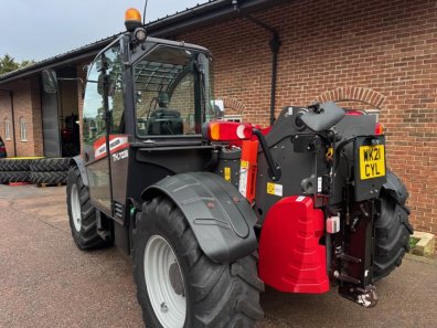 Massey Ferguson TH.7038