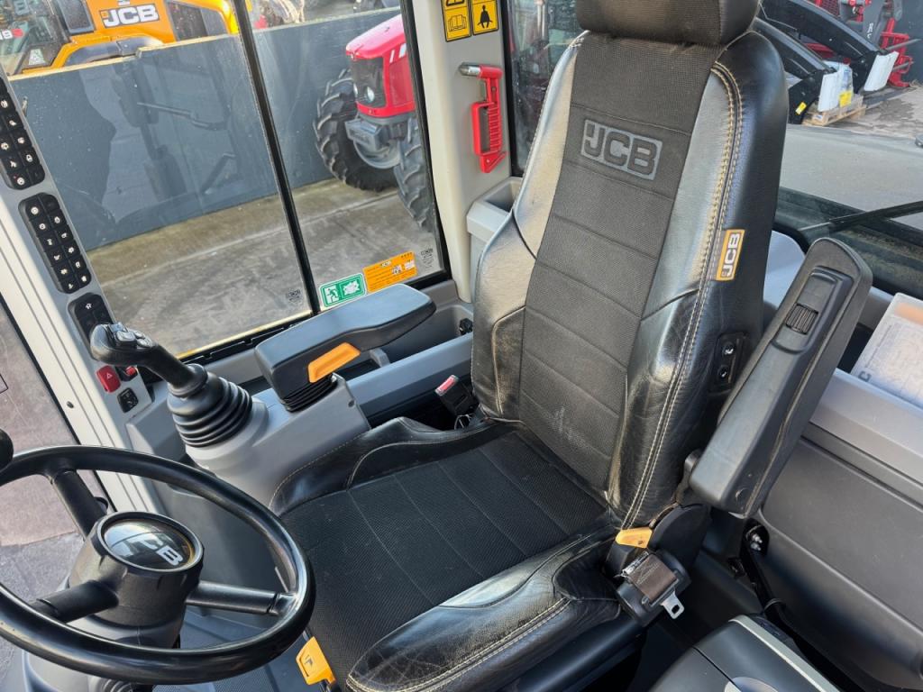 JCB 419S