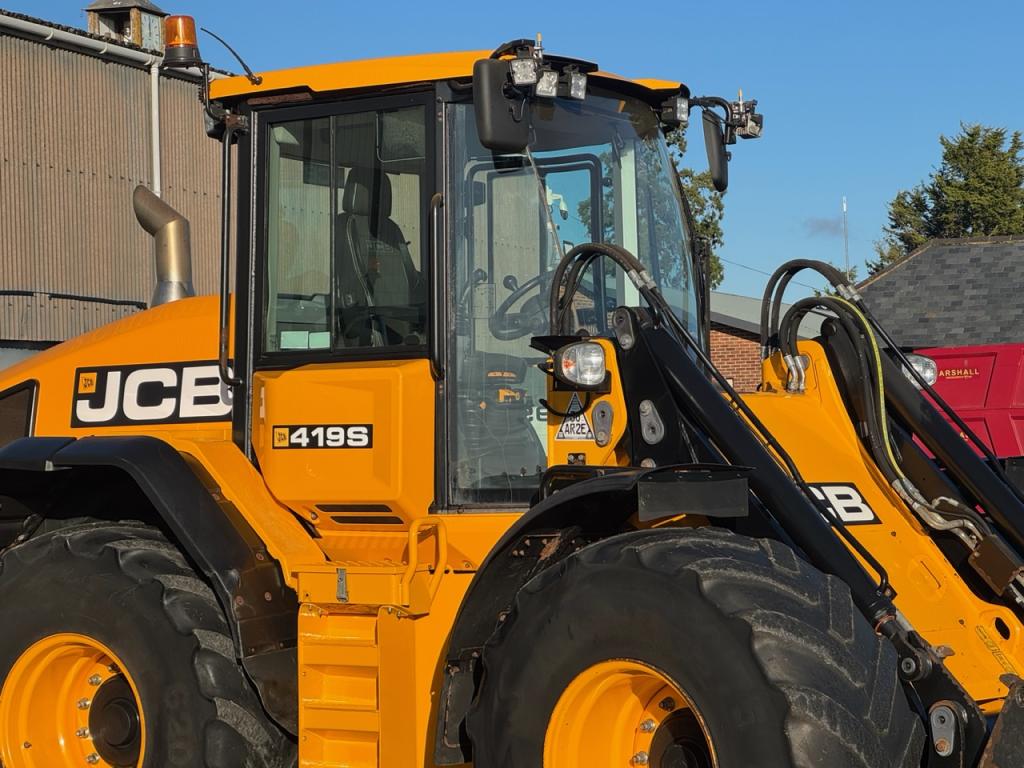 JCB 419S