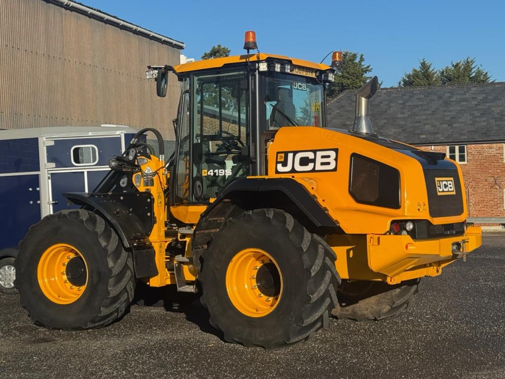 JCB 419S