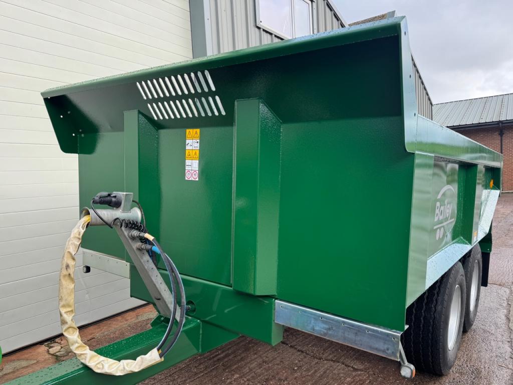 Bailey 10 Ton Contract Dump trailer