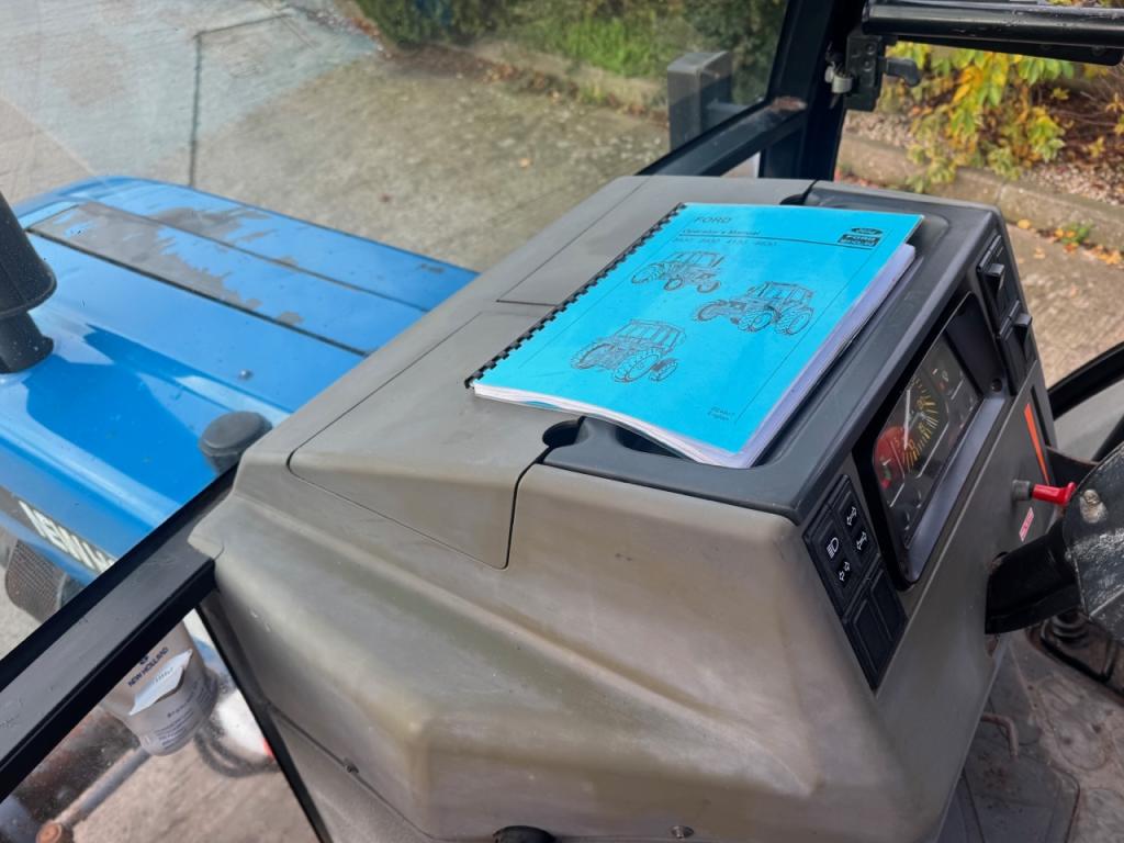 New Holland 4630