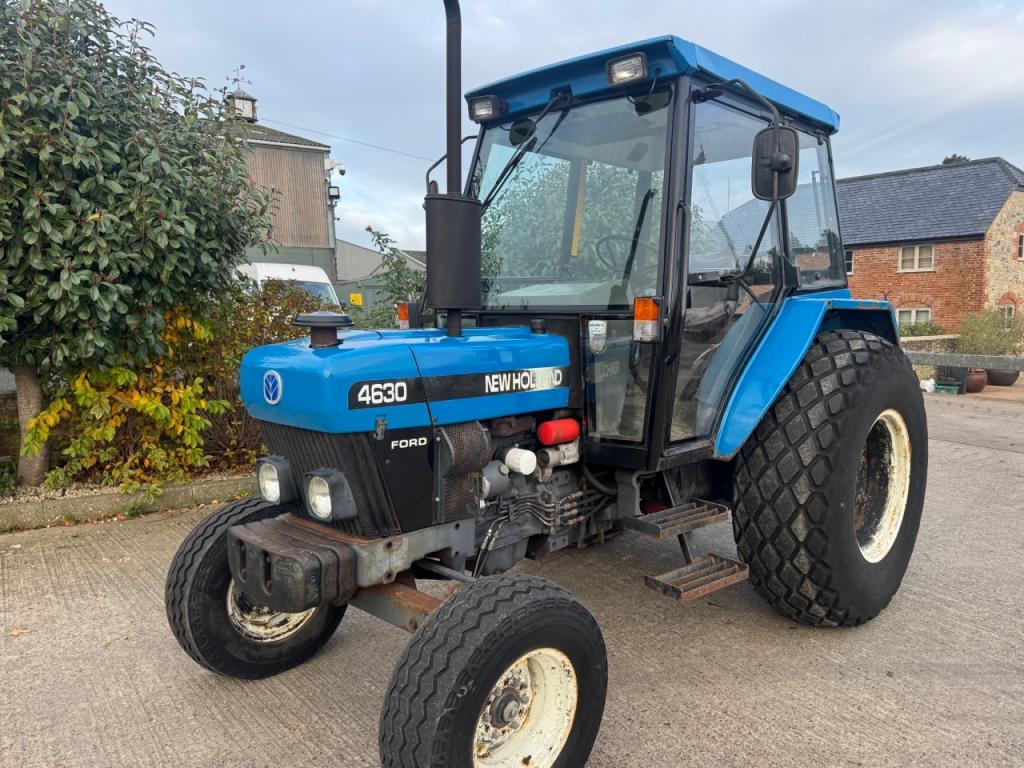 New Holland 4630