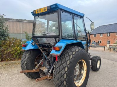 New Holland 4630
